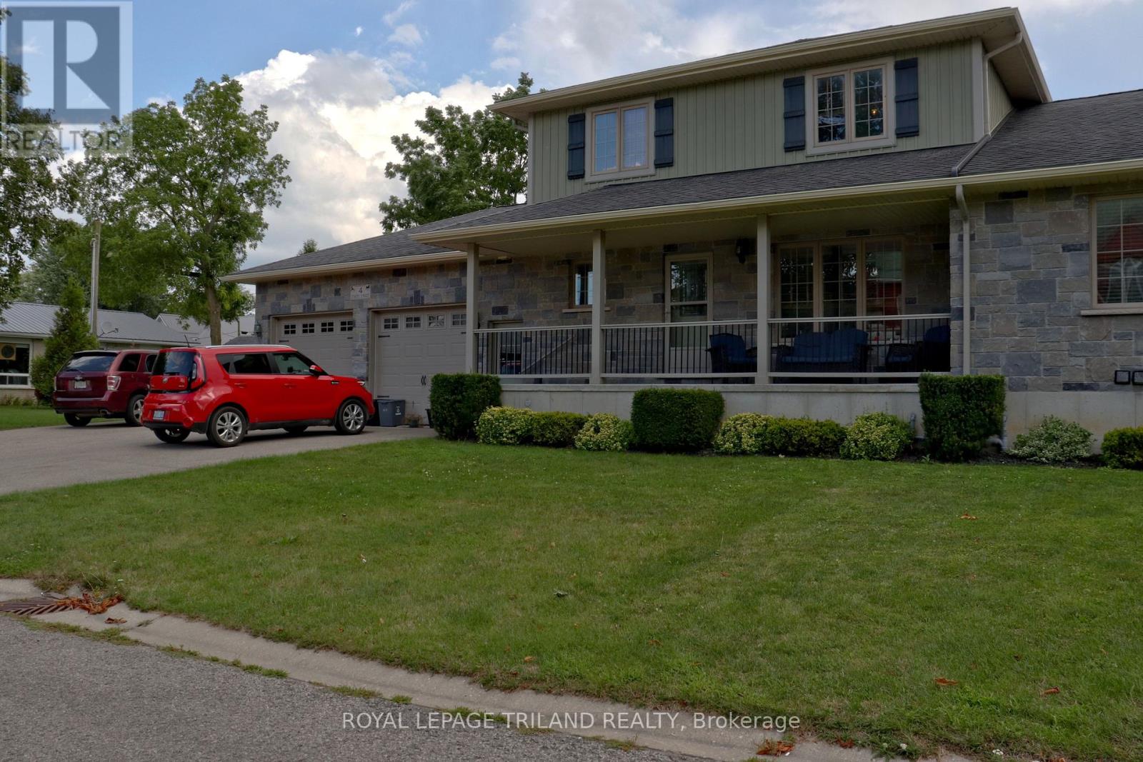 1052 Bay Street Property Photo 29