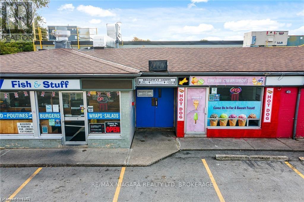 488 Grantham Avenue Property Photo 4