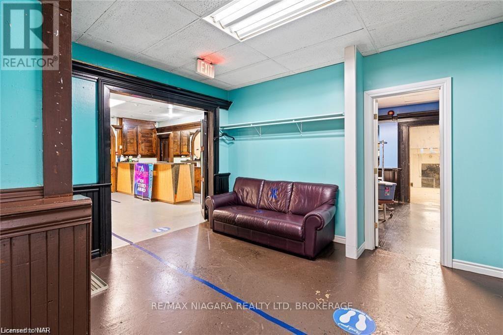 488 Grantham Avenue Property Photo 21
