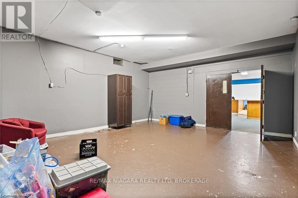 488 Grantham Avenue Property Photo 24