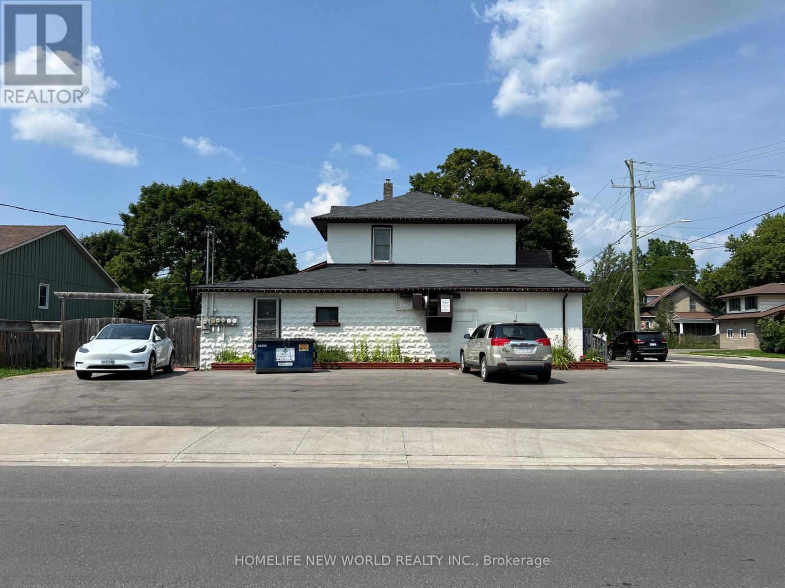 65 Albert Street S Property Photo 13