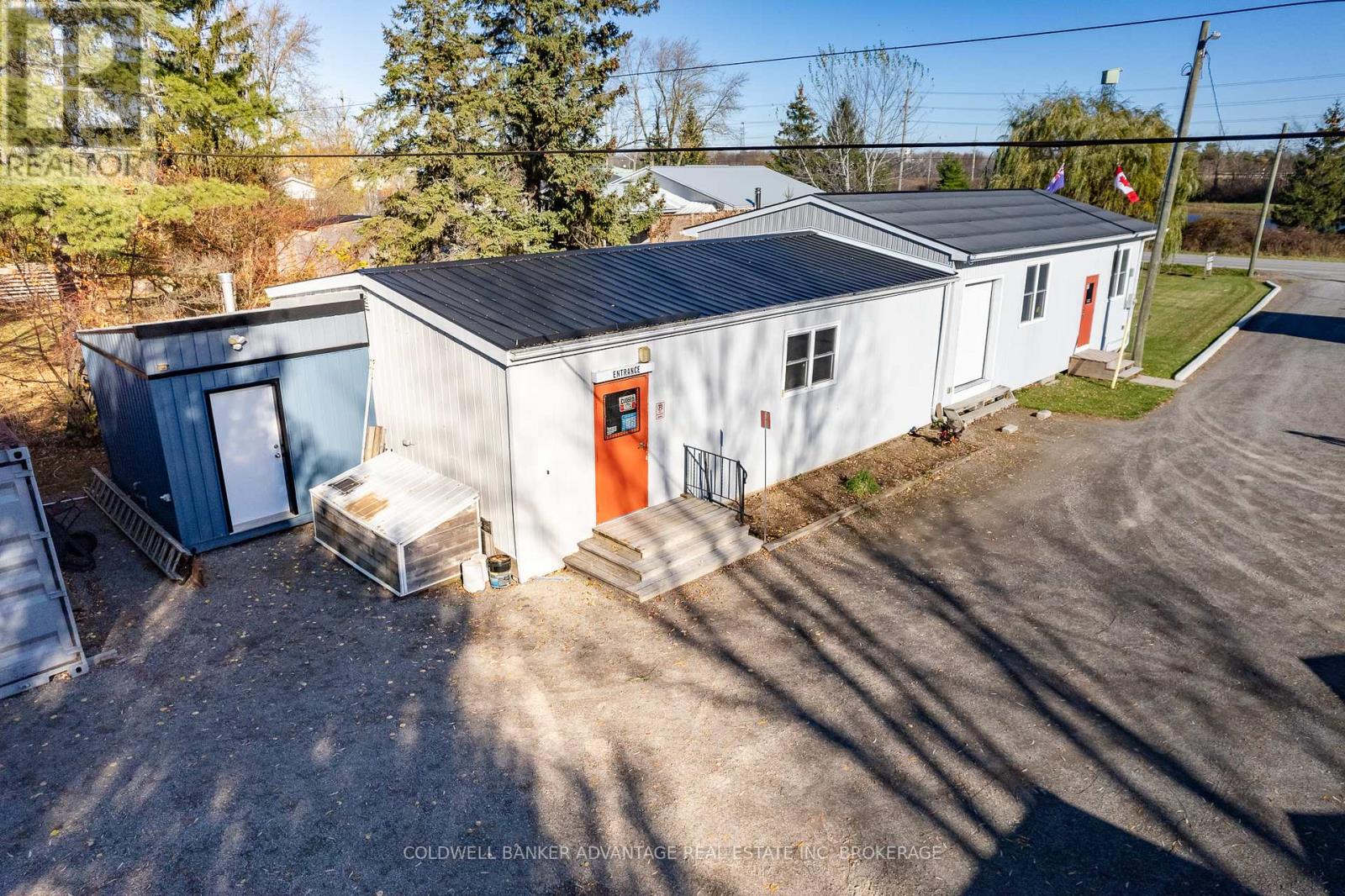 1563 Thompson Road Property Photo 8
