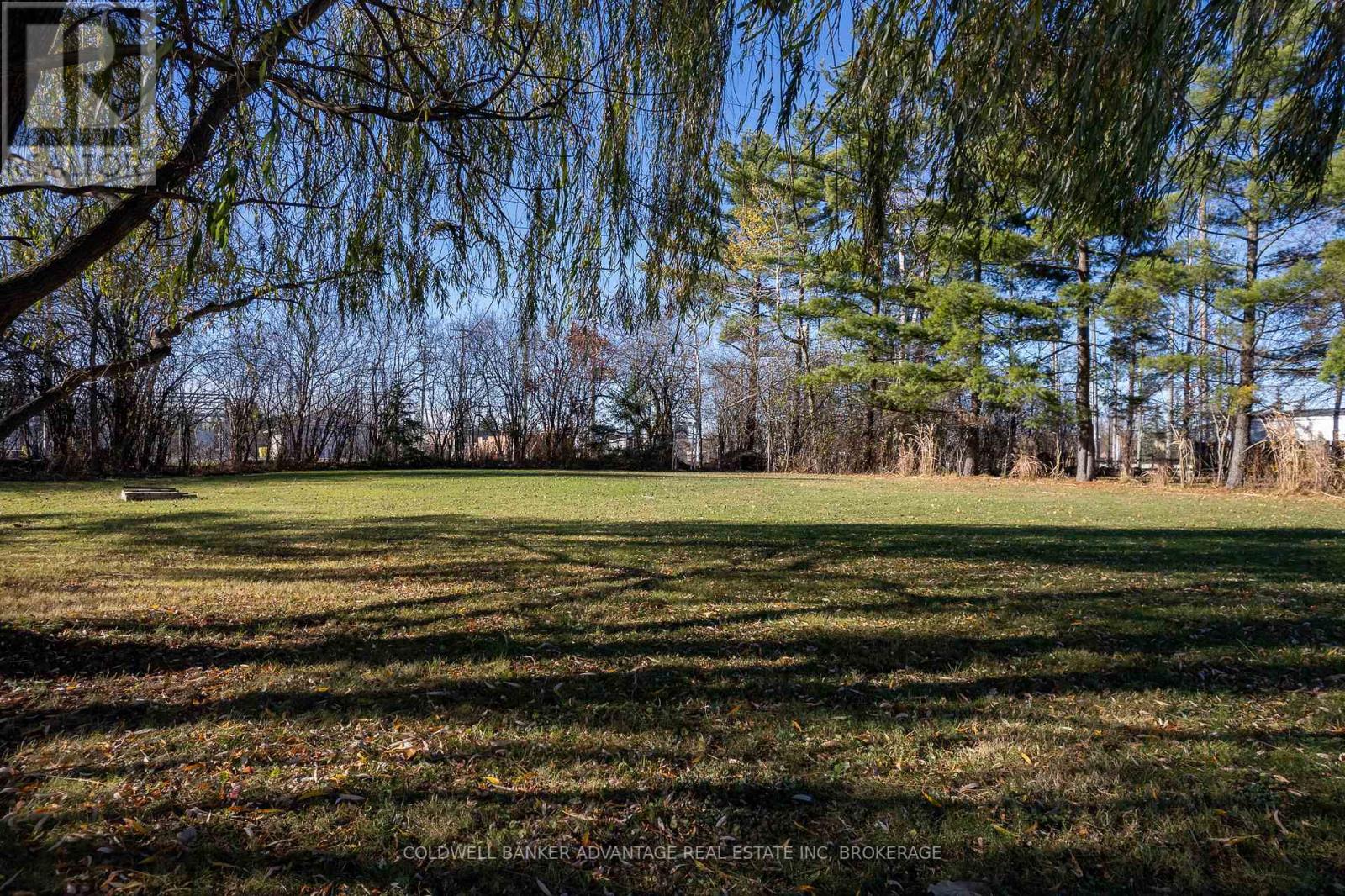 1563 Thompson Road Property Photo 17