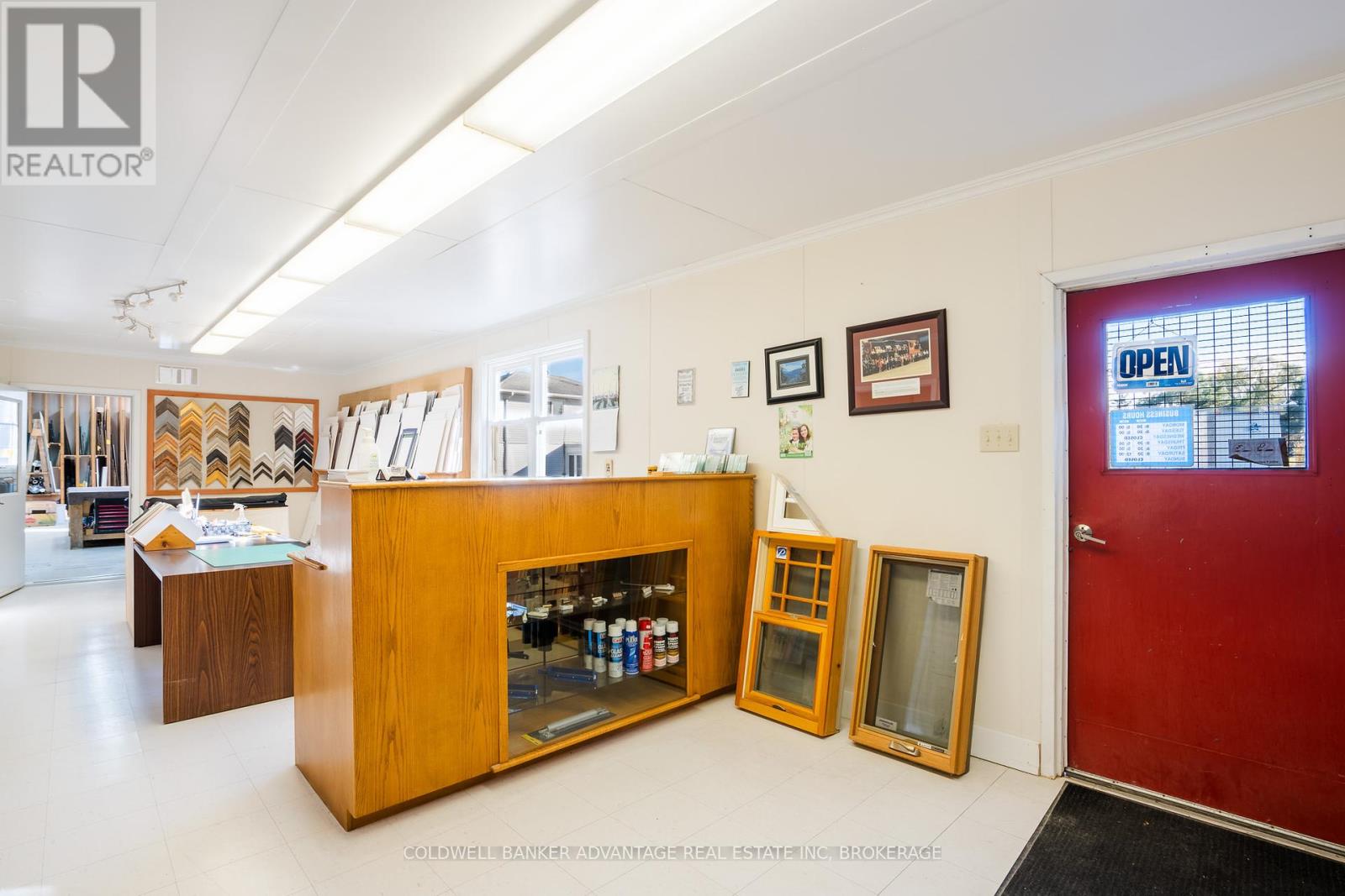 1563 Thompson Road Property Photo 18