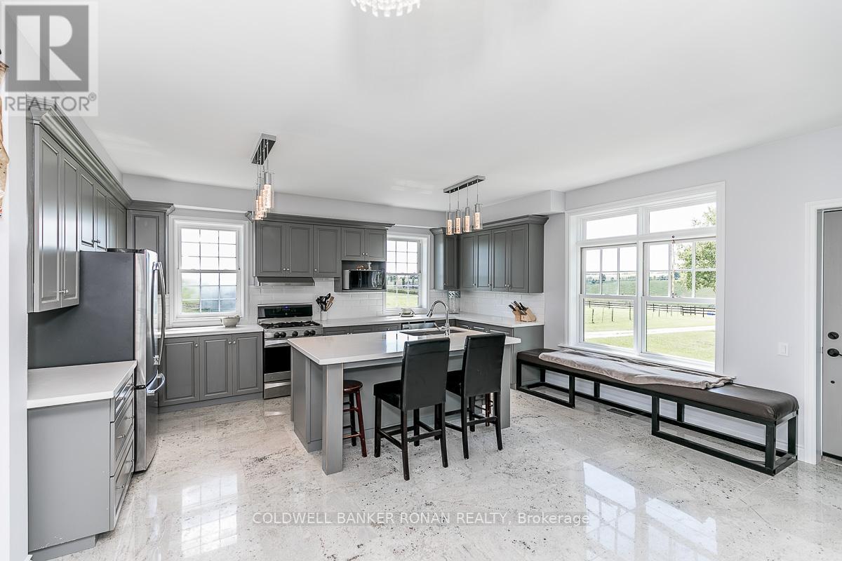 837147 4th Line E Property Photo 9