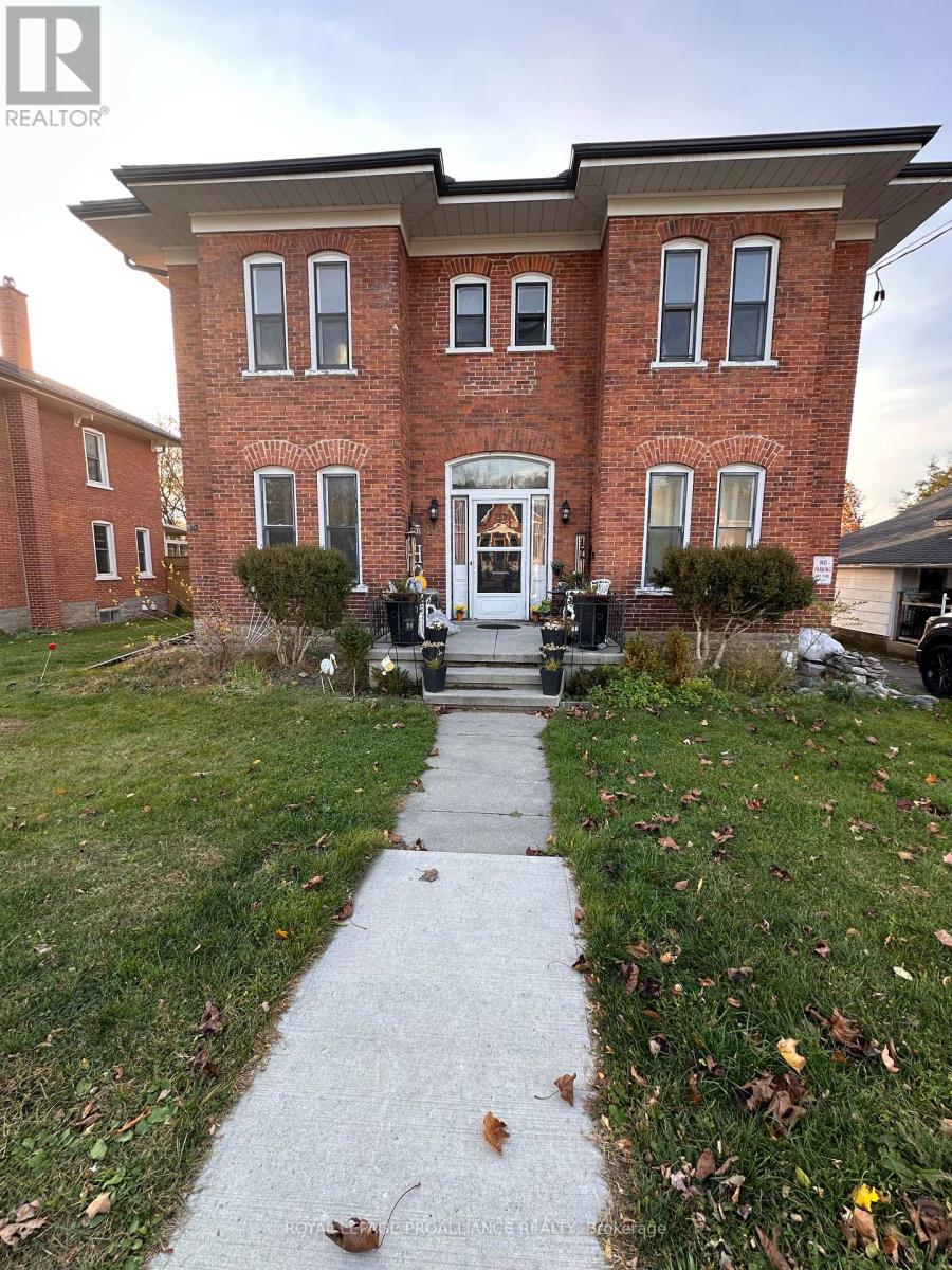 2 - 82 Doxsee Ave Avenue S Property Photo 2