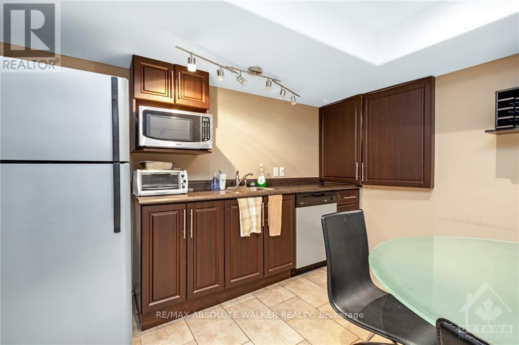 4 - 3591 Innes Road Property Photo 9