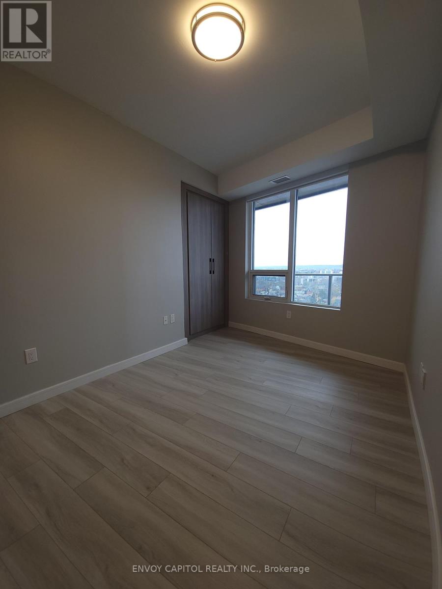 1002 - 20 George Street Property Photo 5