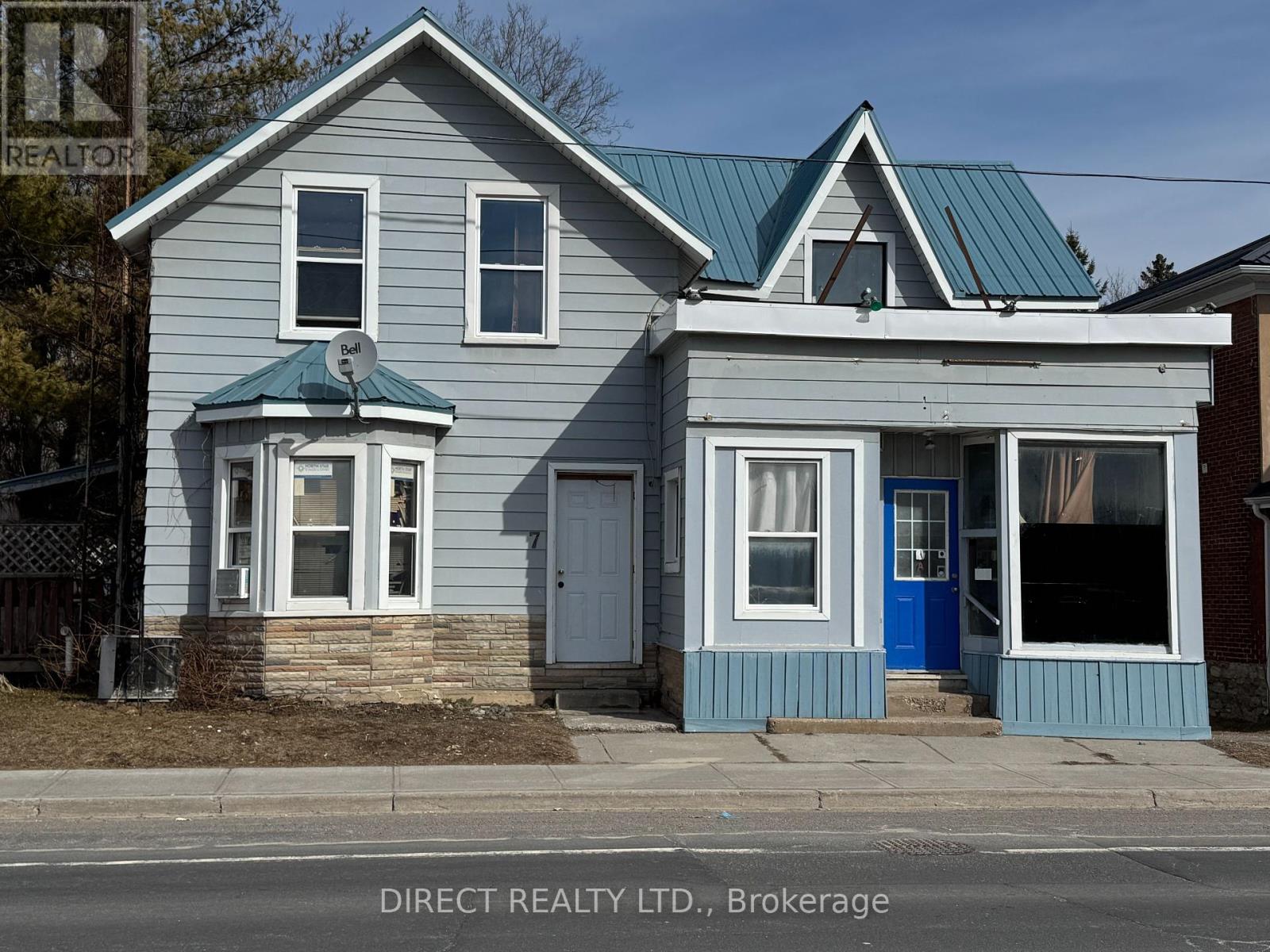 7 Ottawa Street E Property Photo 1