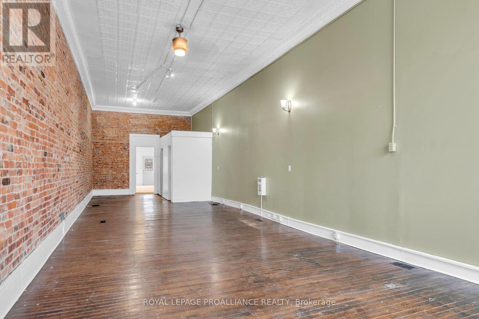 34 Mill Street Property Photo 8