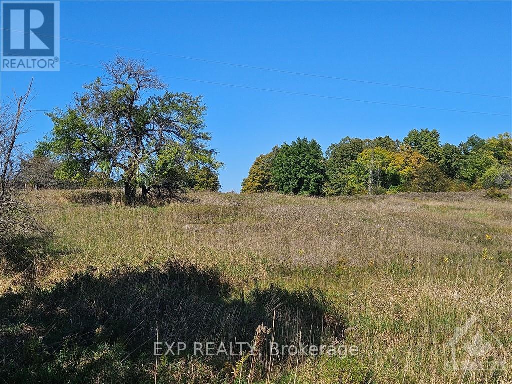 816 Bennett Lake Road Property Photo 4