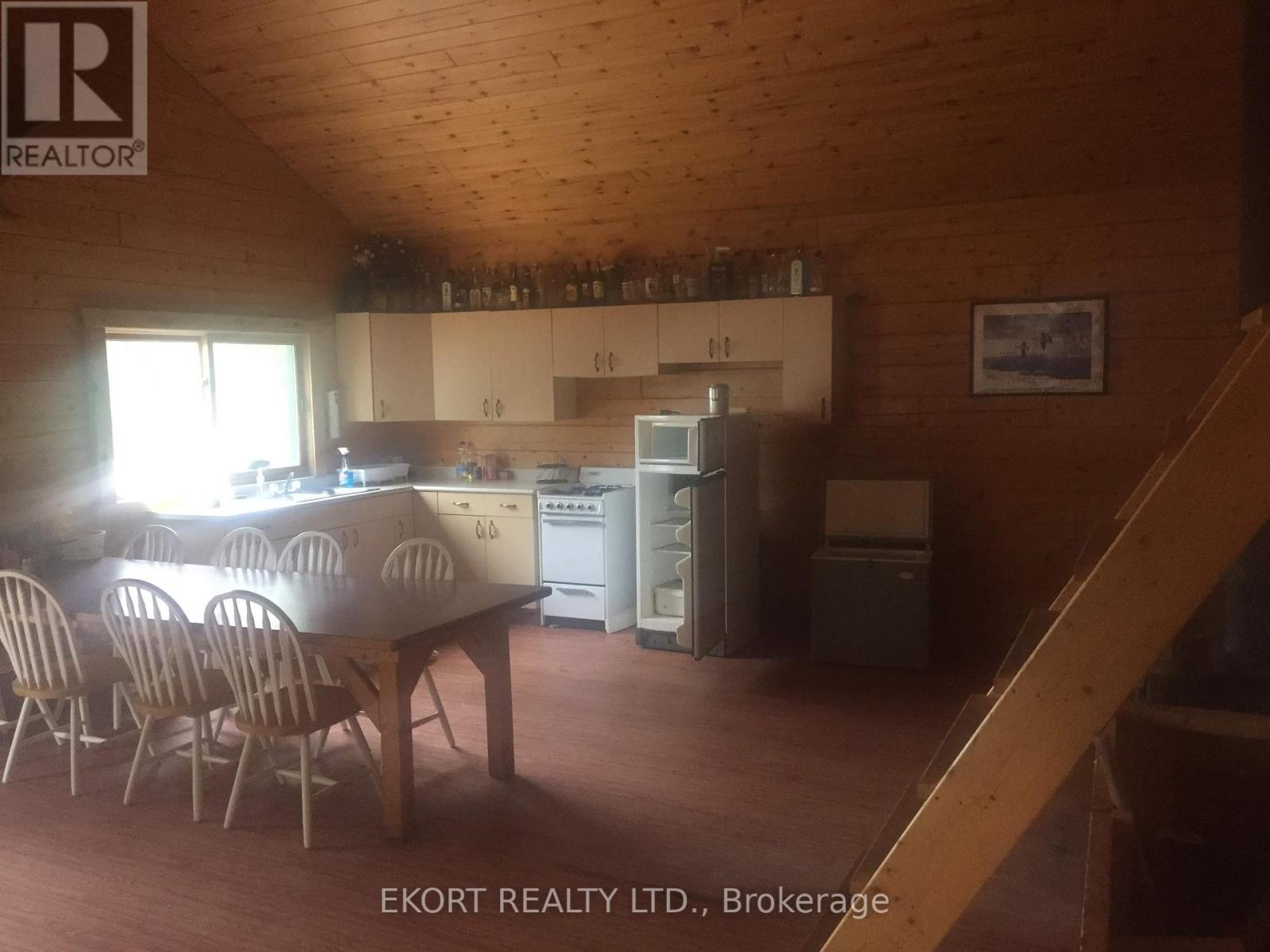 4103 Sioux Lookout Property Photo 7