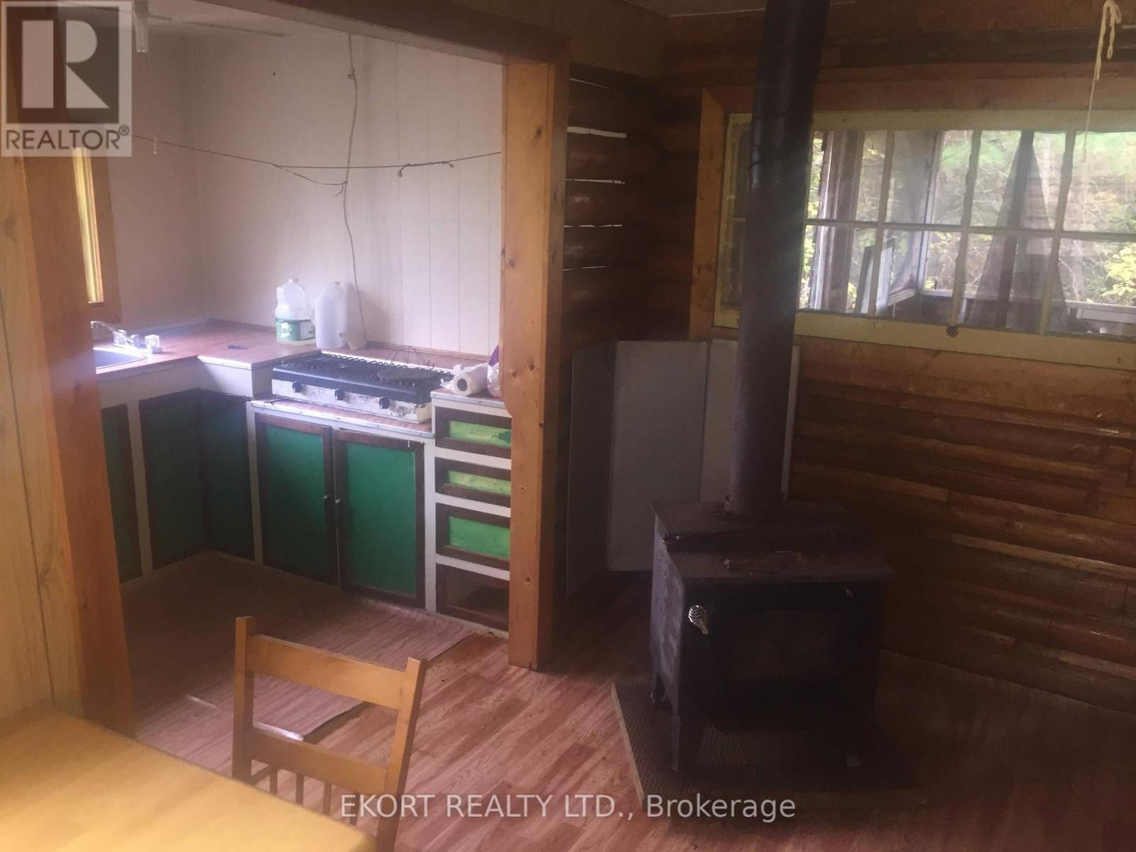4103 Sioux Lookout Property Photo 8