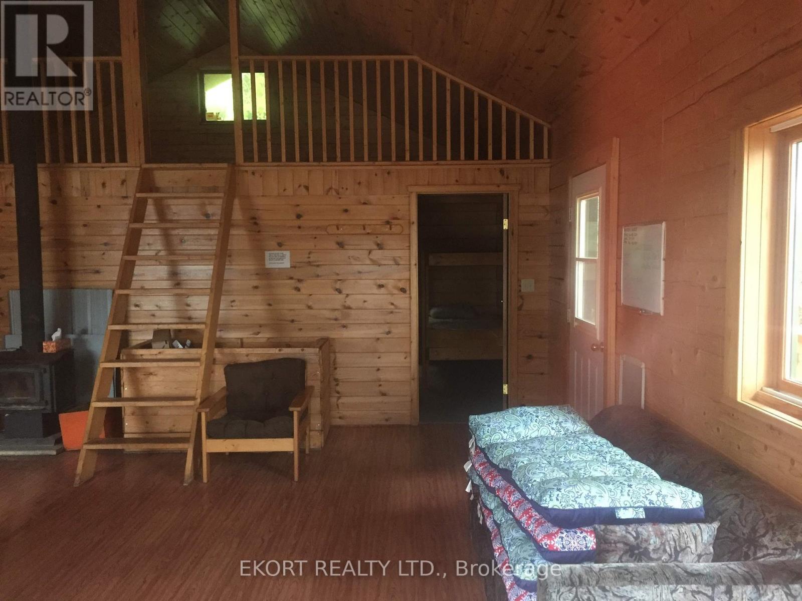 4103 Sioux Lookout Property Photo 15