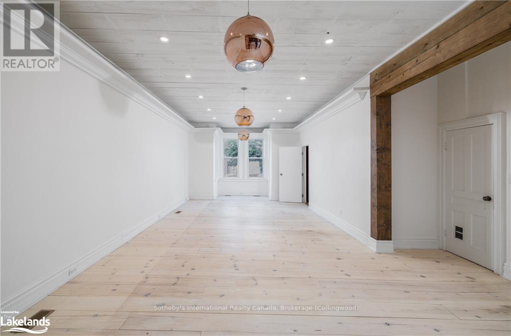 40 Toronto Street S Property Photo 6