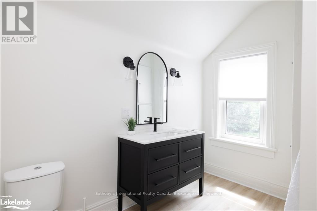 40 Toronto Street S Property Photo 17
