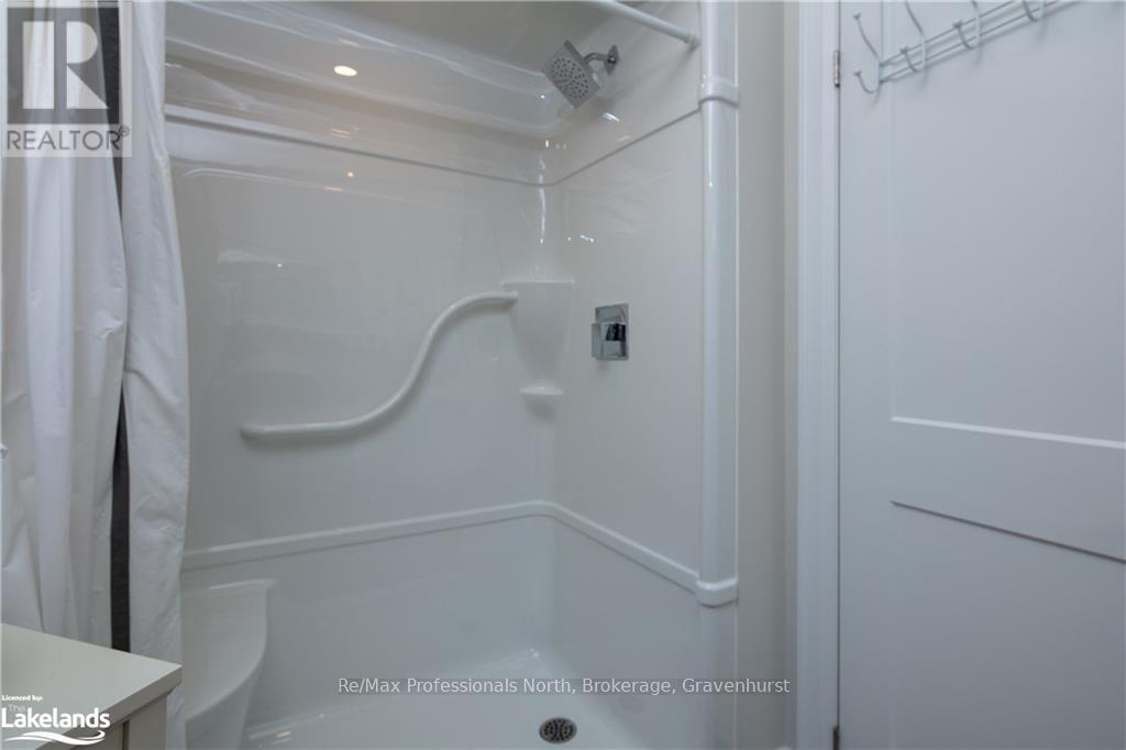 149 Bowyer Road W Property Photo 18