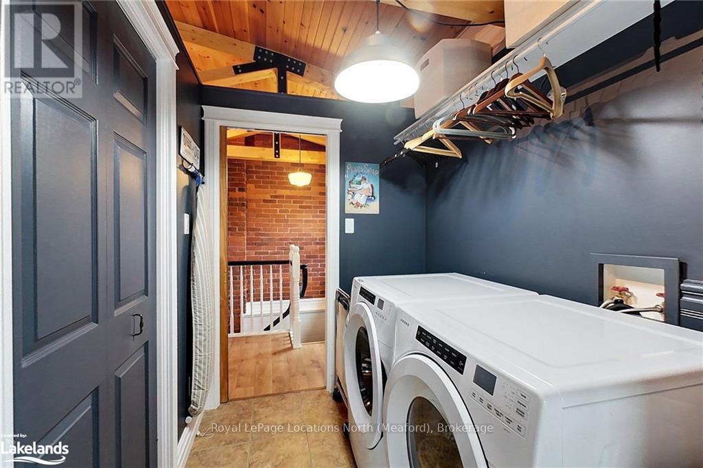 32 Nelson Street E Property Photo 14