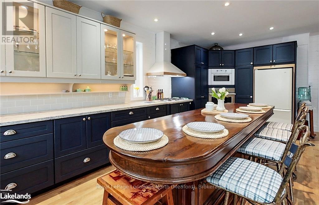 32 Nelson Street E Property Photo 18