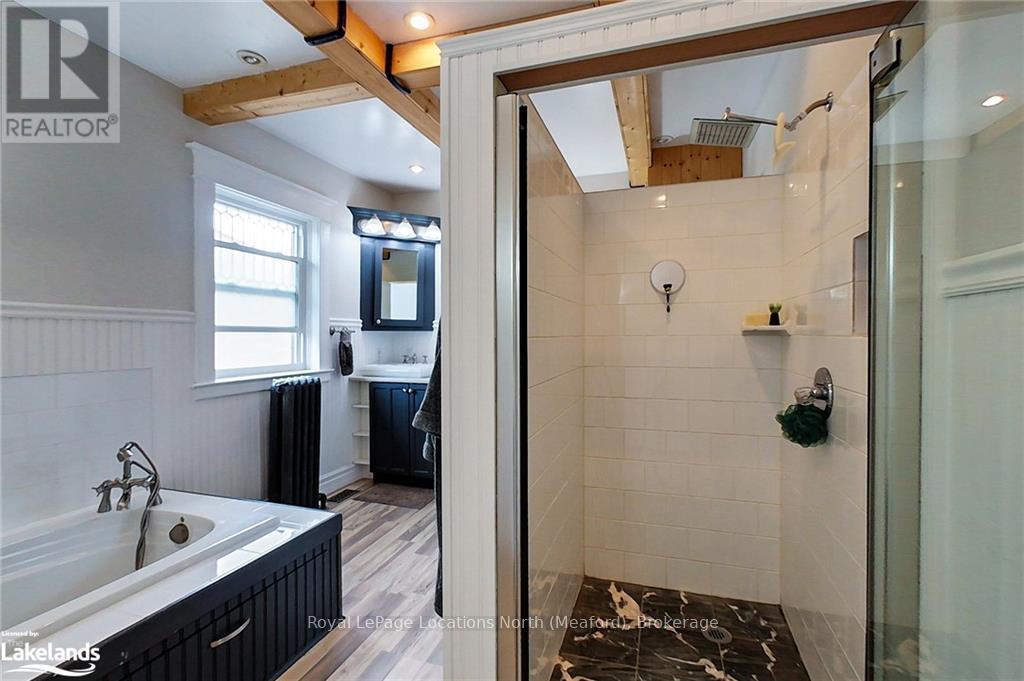 32 Nelson Street E Property Photo 30