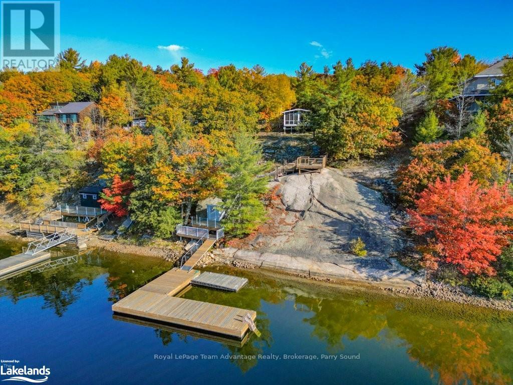 30 Rockcliffe Drive N Property Photo