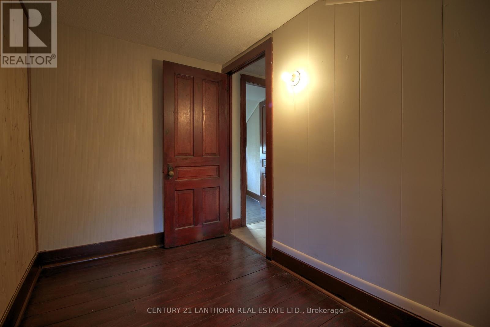 325 Picton Main Street E Property Photo 5