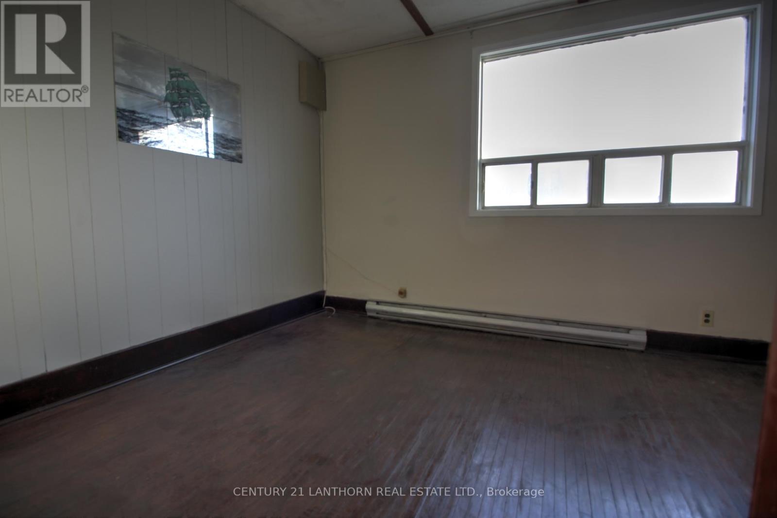 325 Picton Main Street E Property Photo 10