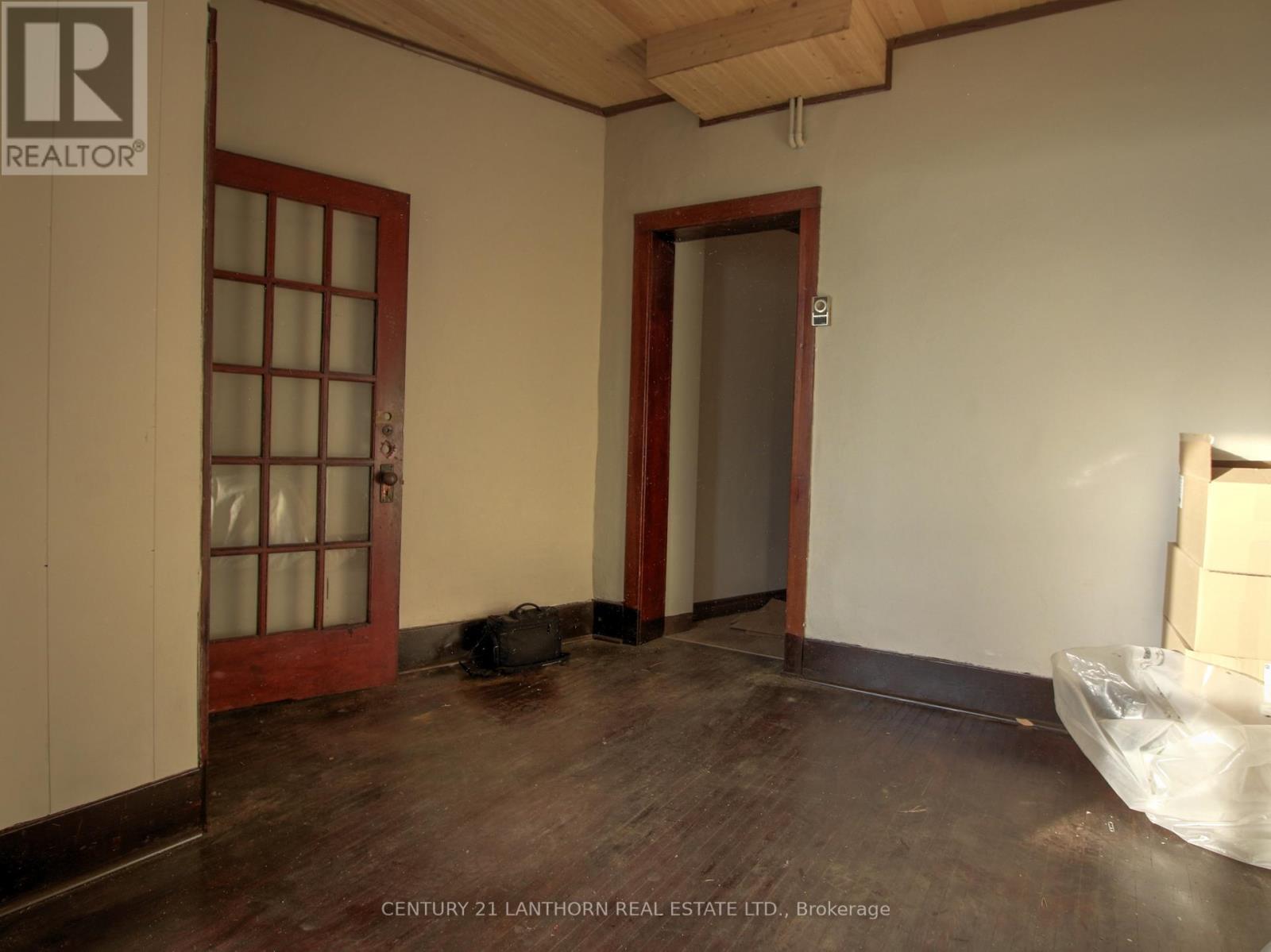 325 Picton Main Street E Property Photo 13