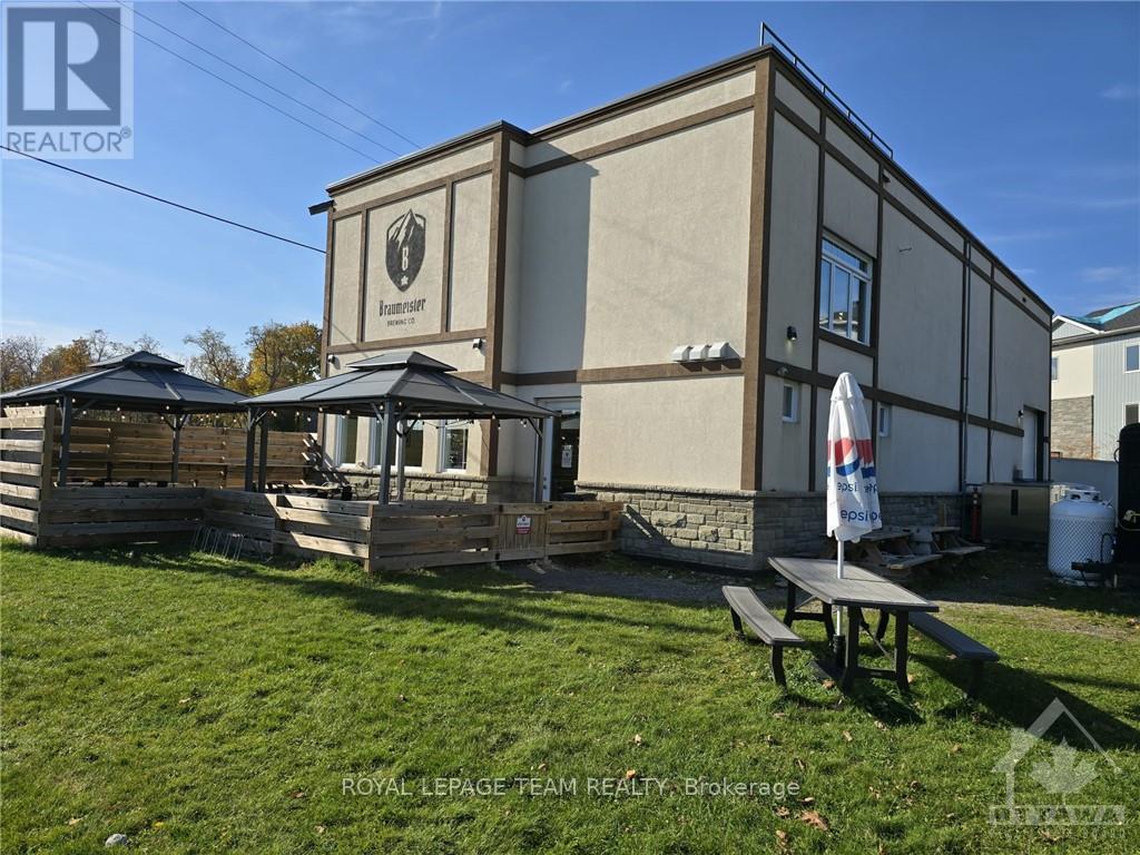 19 Moore Street Property Photo 1