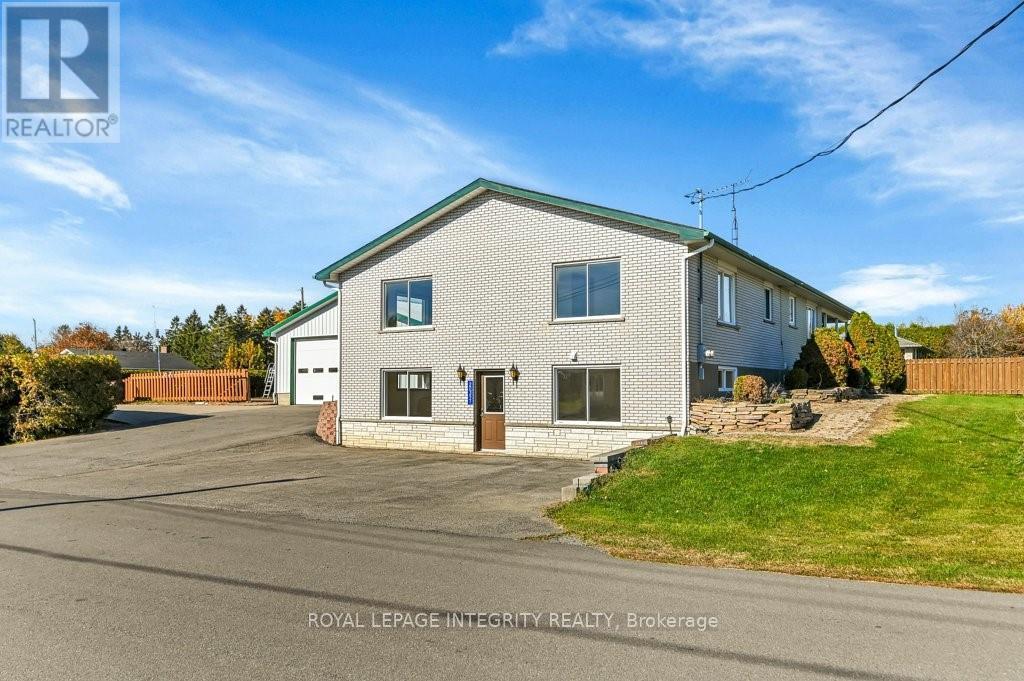 20397 Park Crescent Property Photo 3