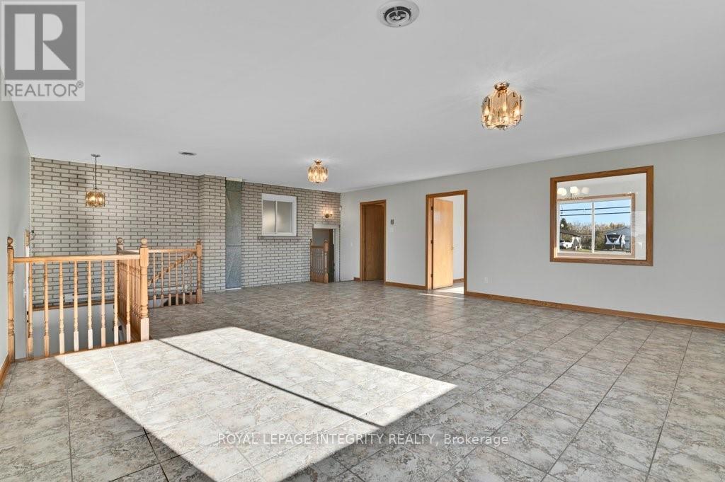 20397 Park Crescent Property Photo 6