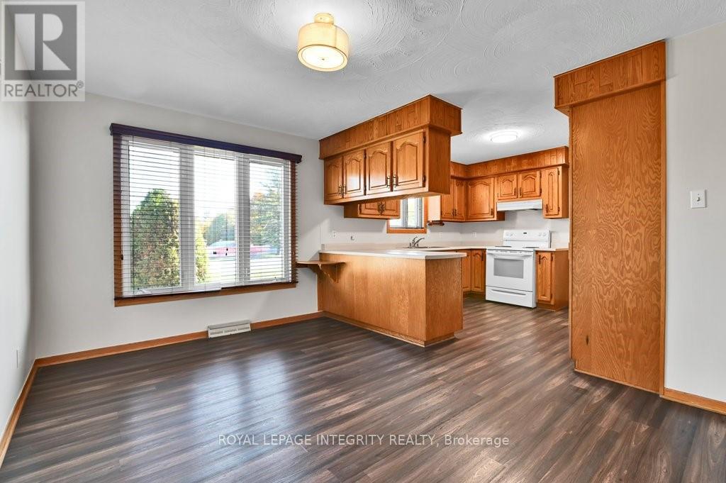 20397 Park Crescent Property Photo 11
