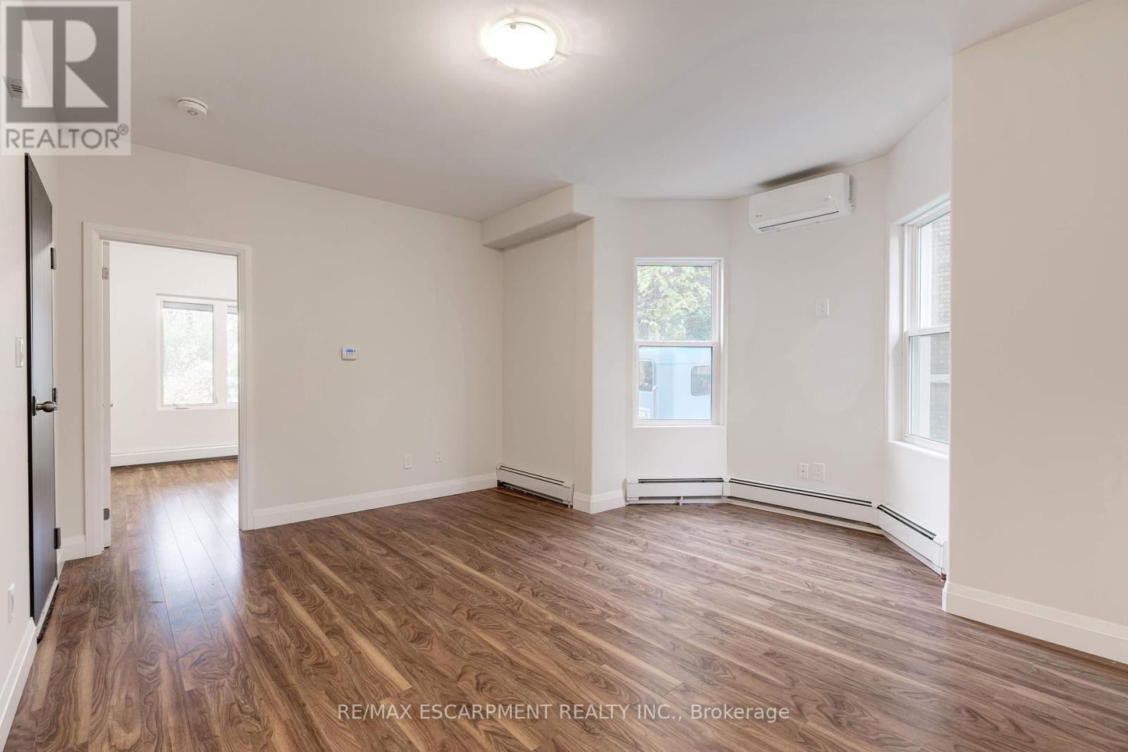 152 Sanford Avenue S Property Photo 9