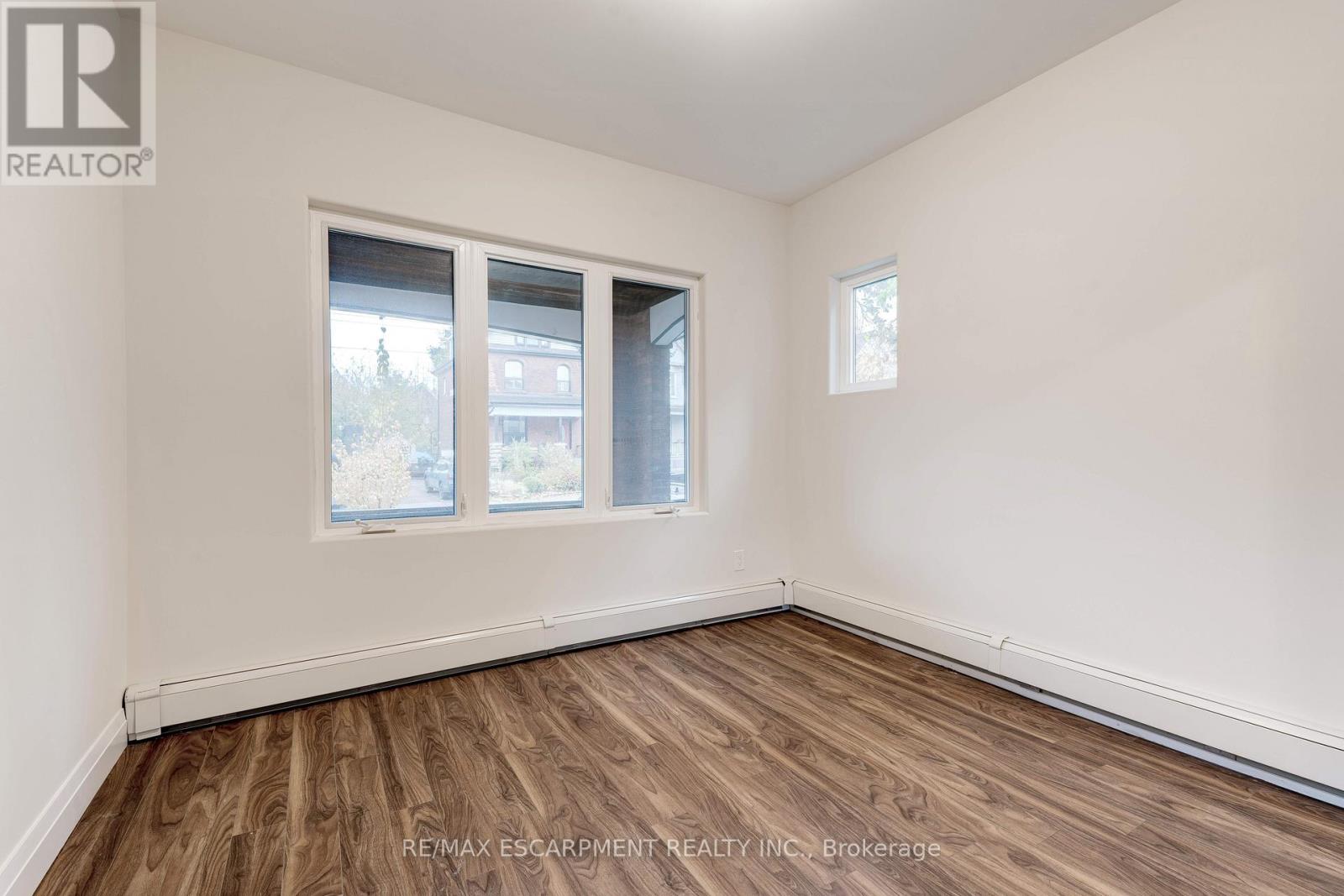 152 Sanford Avenue S Property Photo 10