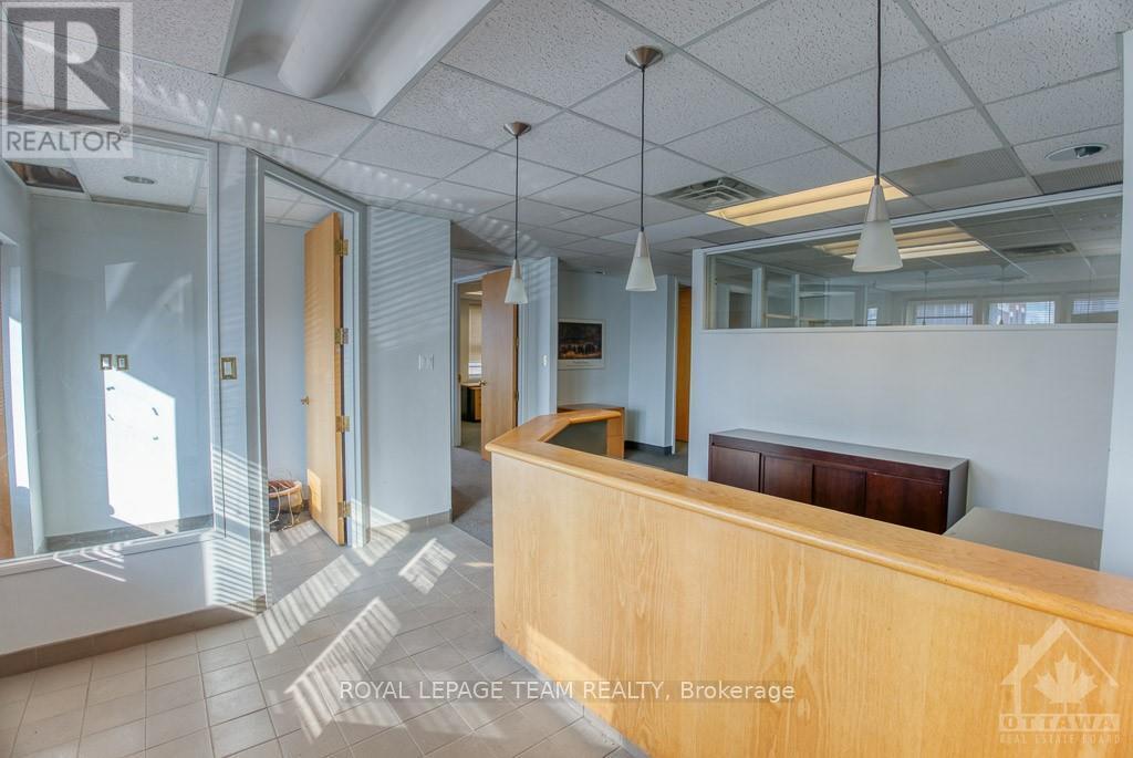 413 Churchill Avenue N Property Photo 3