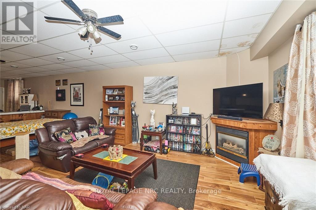 639 King Street Property Photo 2