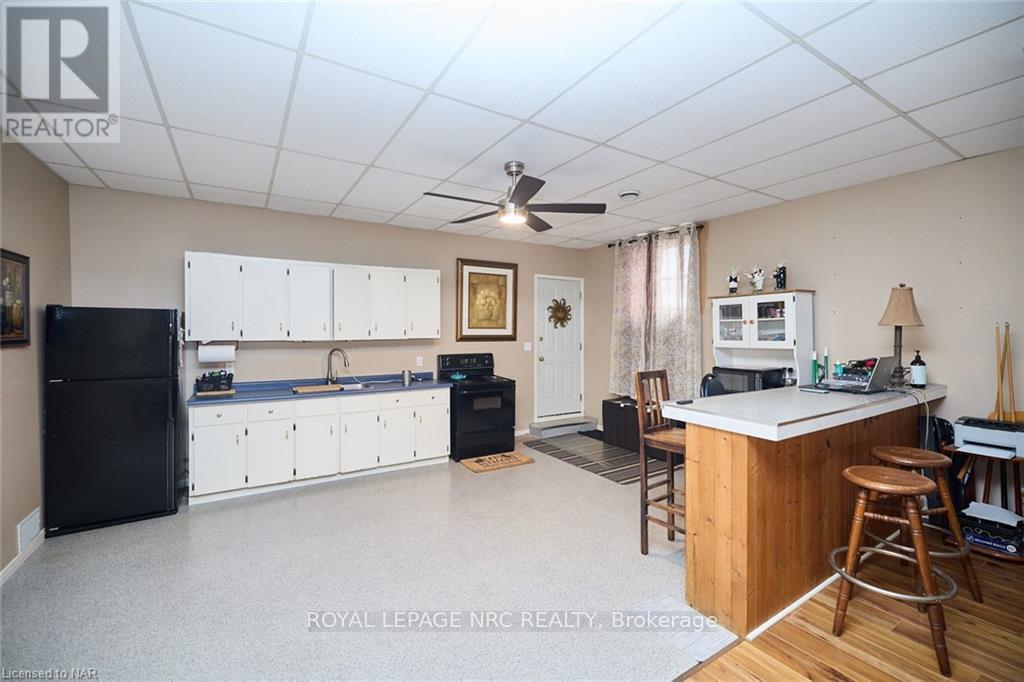 639 King Street Property Photo 6