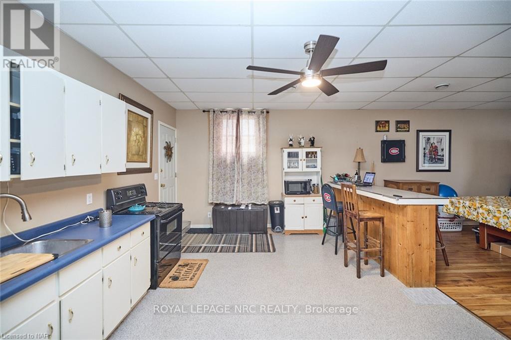 639 King Street Property Photo 7
