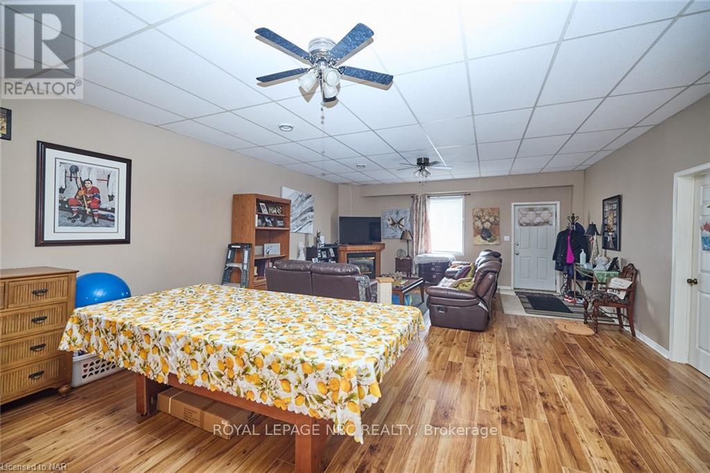 639 King Street Property Photo 8