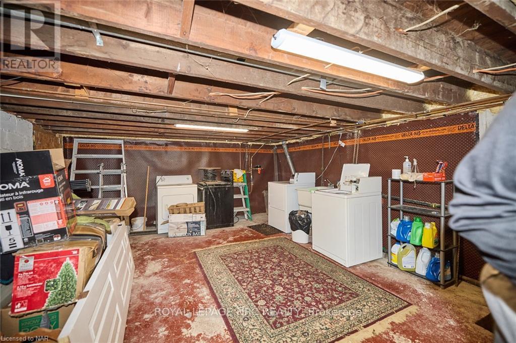 639 King Street Property Photo 13