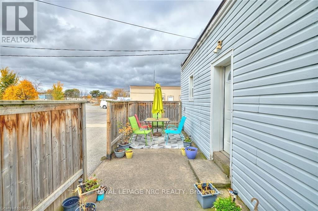 639 King Street Property Photo 19