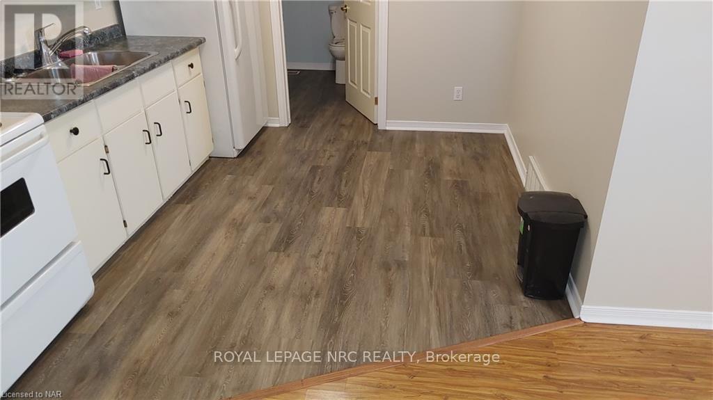 639 King Street Property Photo 25