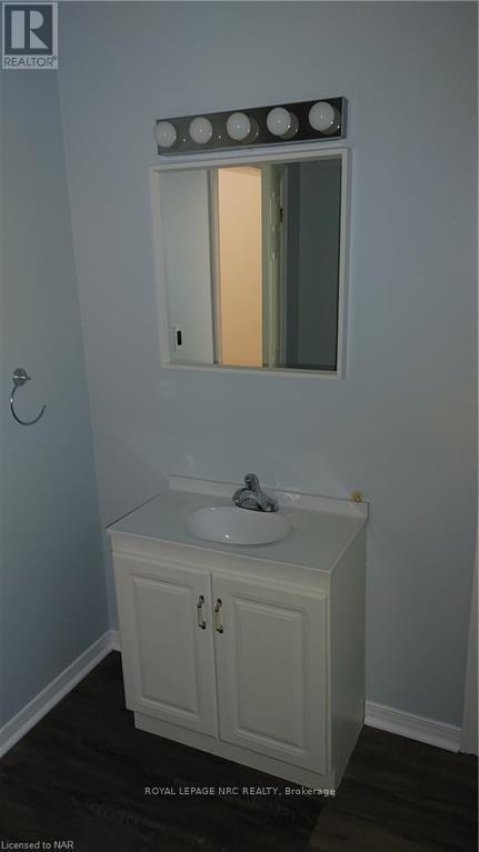 639 King Street Property Photo 33