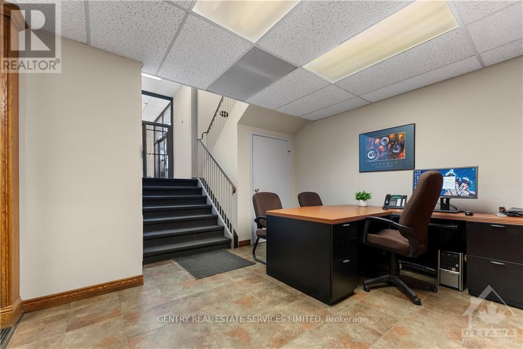 270 Lake Street Property Photo 8