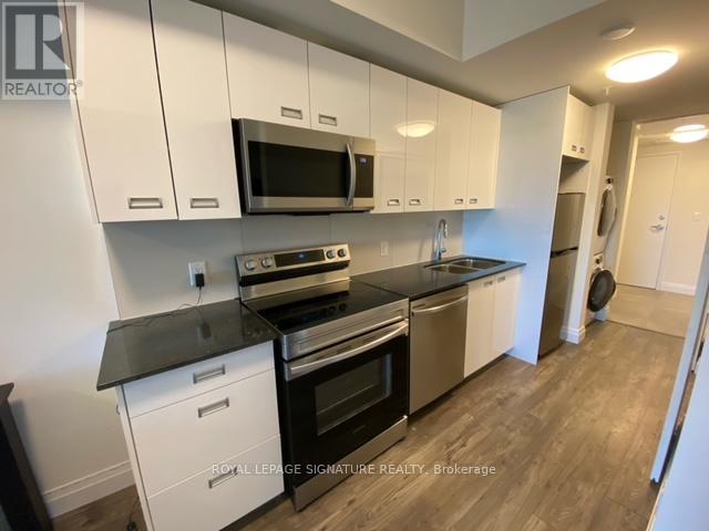 821 - 652 PRINCESS STREET Property Photo 1
