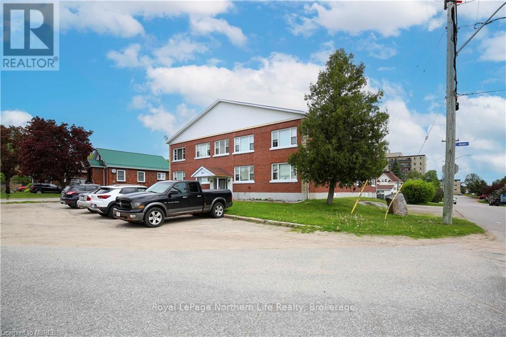 810 Ann Street Property Photo 1