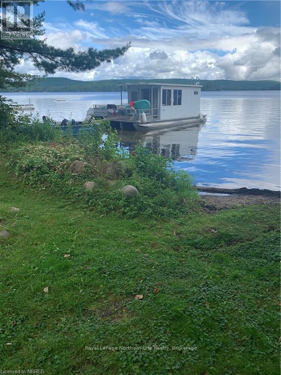 118 Dugas Rd Property Photo 4