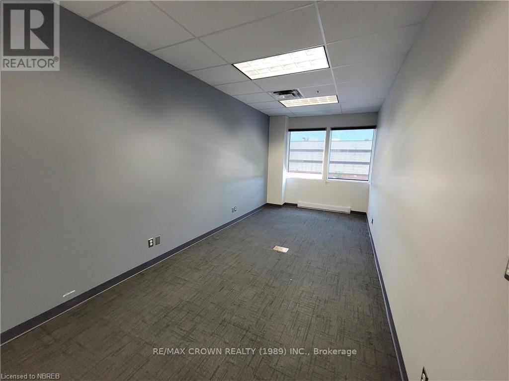 275 - 180 Shirreff Avenue Property Photo 2