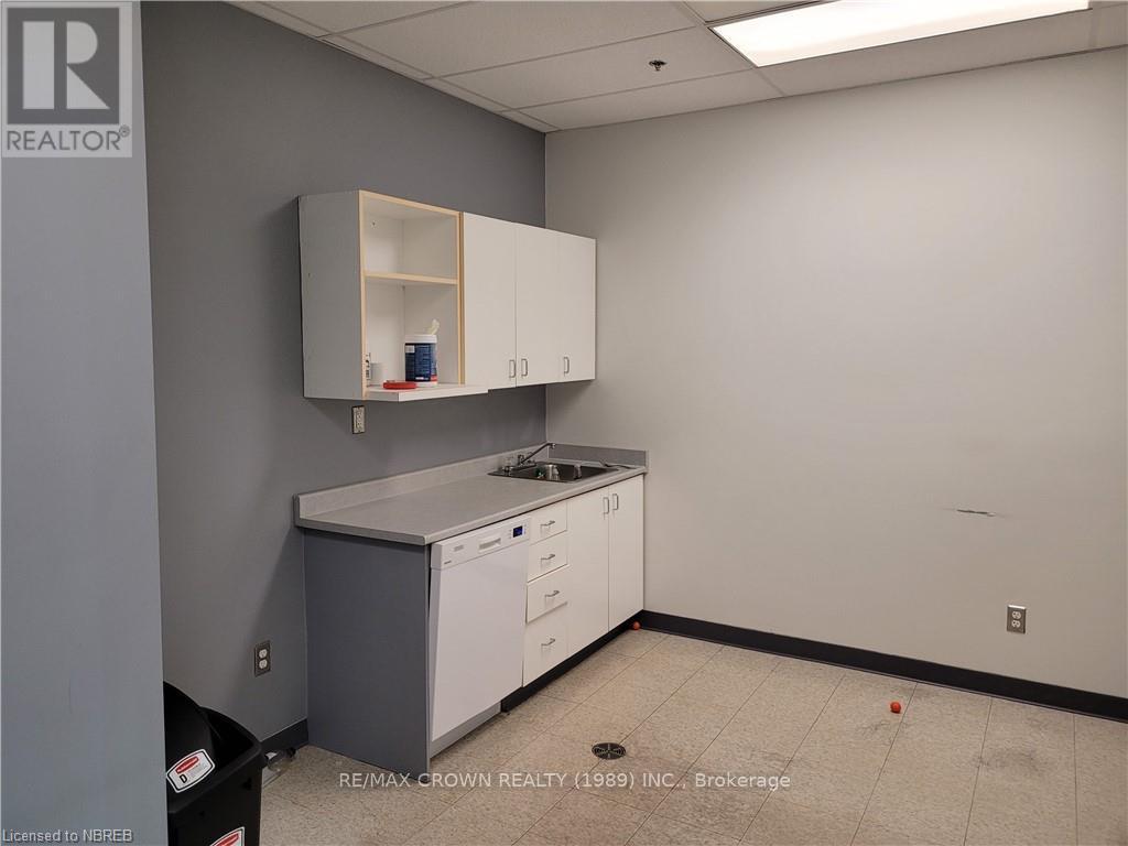275 - 180 Shirreff Avenue Property Photo 5
