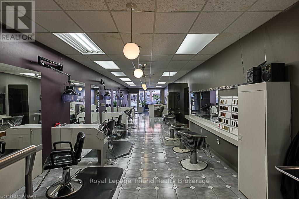 116 Thames Street S Property Photo 19